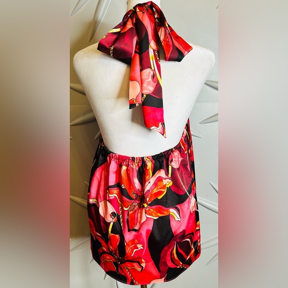 INC NWT SZ M red/black/pink/gold chain link print halter top. Bust 30”-40” - Picture 4 of 5